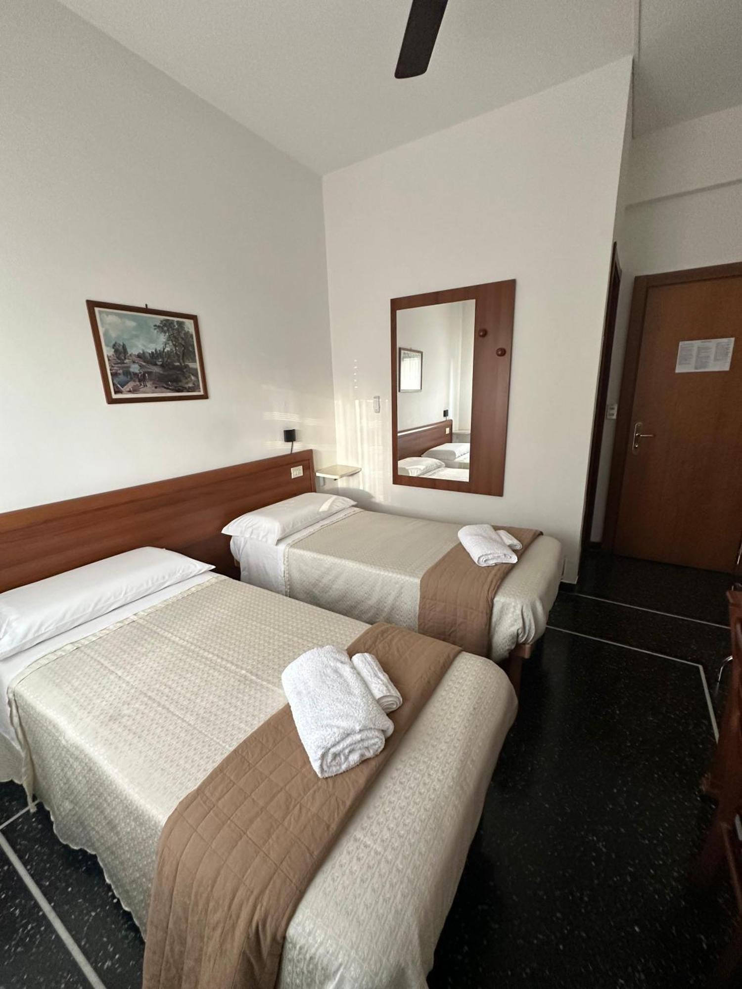 Hotel La Pineta Cogoleto Eksteriør bilde