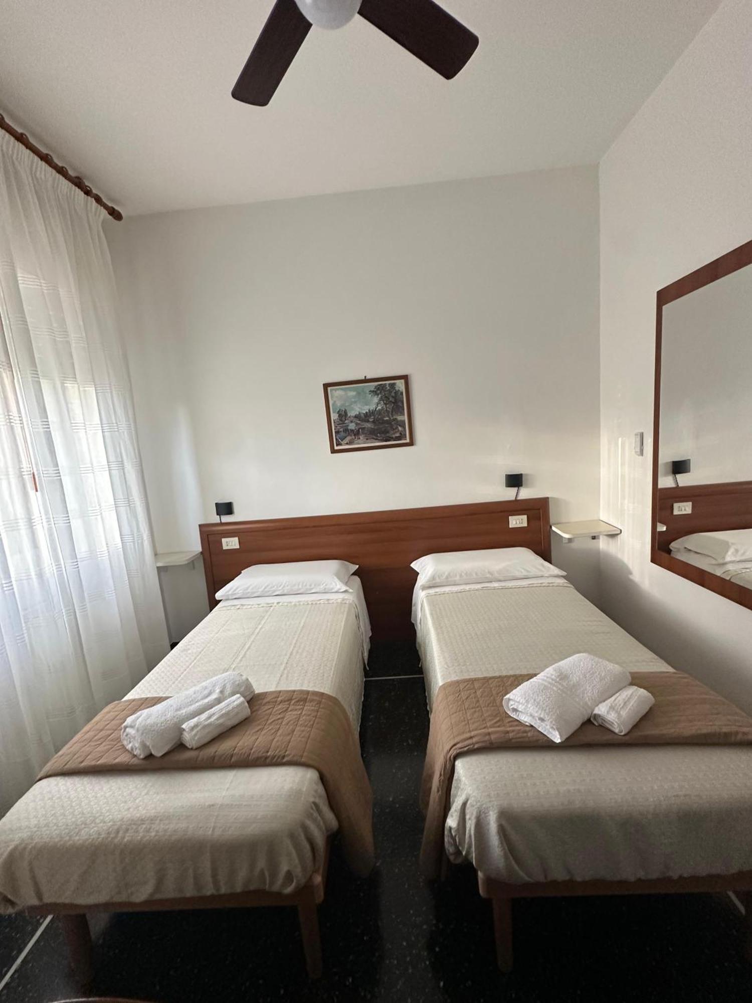 Hotel La Pineta Cogoleto Eksteriør bilde