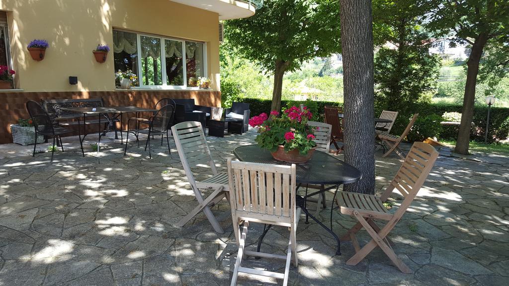 Hotel La Pineta Cogoleto Eksteriør bilde